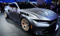 Ford обмисля офроуд суперкола за 300 000 долара, достойна за рали Дакар