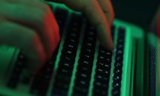 Украински проправителствени групи се издържат с дарения в криптовалути  