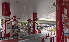 Електромобилите продължават да ограничават търсенето на бензин в Китай