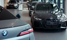 BMW продължава да продава повече EV от конкурентите си