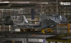 Stellantis решава дали да инвестира във Великобритания или ЕС