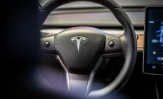 Инженер на Tesla: Мъск надцени реалните възможности на Autopilot