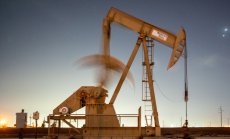 Петролът поскъпва за 3-ти ден поред, тъй като атаките в Русия засилват глобалното напрежение