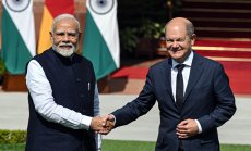 Шолц увеличава търговията с Индия, за да ограничи влиянието на Китай