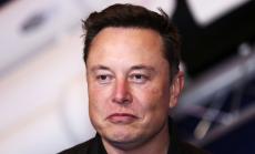 Срив в цената на биткойна след поредния туит на Илон Мъск