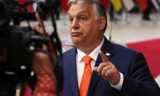 Орбан започна предизборната си кампания като върна 2 млрд. долара на унгарците