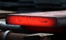 САЩ обмислят квотна система в опит да разрешат спора с ЕС относно митата върху стоманата