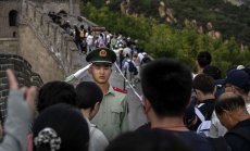 Данните за празниците в Китай сочат забавено възстановяване спрямо очакванията