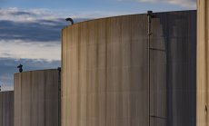 Петролът се стабилизира, след като ОПЕК+ увеличи доставките