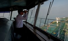 Дефицит на петролни танкери заради атаките в Червено море, които отклоняват търговията