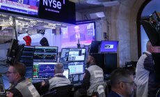 Погледите на пазарите са насочени към данните за заплатите в САЩ