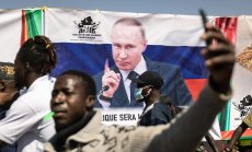 Путин изпраща безплатно зърно в Гвинея, а Африка ще заплаща с преданост