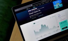 Крипто, мемета и NFT: Защо младите инвеститори не са готови да се откажат от високия риск?