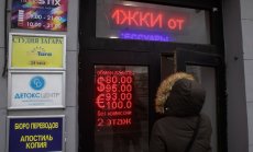 Рублата и руските акции спряха срива си, докато пазарите обмислят санкциите