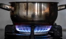 Дори пълни газохранилища може да не спасят Европа през тази зима