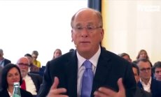 Лари Финк: В момента сме недофинансирани в Китай