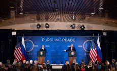 В мирния план на Тръмп и Путин двете страни залагат на примамката на бизнеса