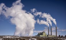 Банките още насочват стотици миларди към най-големите замърсители на света