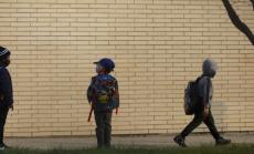 МОН ще прилага индивидуален подход към училищата в случай на коронавирус