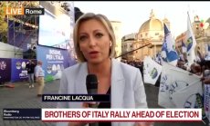 Италиански братя демонстрират в навечерието на изборите