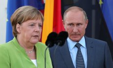 Меркел предупреждава за изолация на Русия след "голямата грешка" на Путин