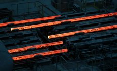 Слабият строителен сезон в Китай намали апетита за желязна руда