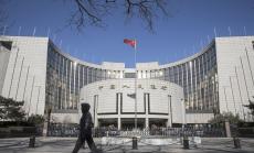 Китайският валутен резерв се сви до $3,23 трилиона