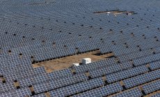 Китай облекчи правилата, които заплашваха бума на слънчевата енергия в страната