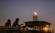 Иран ще увеличи нефтодобива си с 50% до 2021