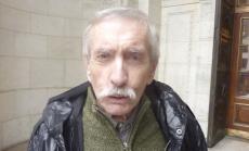 Почина Едуард Олби