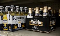 Мексико остава без бира, но произвежда Corona за американците