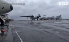 Продължава демонстрацията на сила в Южнокитайско море