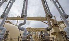 Европа се запасява с газ, но надпреварата да замени Русия далеч не е приключила