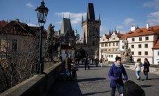 Източна Европа разширява интервенциите, за да предпази валутите си от войната