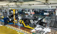 BMW разширява производството си на електромобили, за да конкурира Tesla