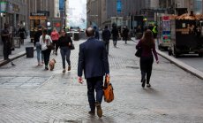 Уолстрийт не приема това, което прогнозират икономисти и Федералният резерв