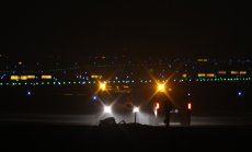 Нахлуване на летището в Берлин напомни за уязвимостта на авиацията от екотероризъм