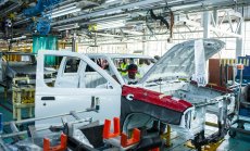 Nissan планира да затвори заводи в Япония и Мексико, смята японска медия