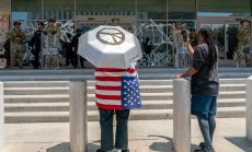 Тръмп иска тази битка с Лос Анджелис