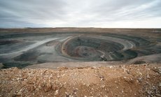 Най-голямата минна компания се връща на M&A пазара в търсене на зелено бъдеще