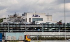 ASML се срина след стряскащо забавяне на поръчките
