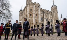 Великобритания няма да повиши данъци, за да увеличи заплатите на здравните работници 