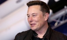 За първи път от 2016 г. Илон Мъск продаде акции на Tesla