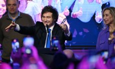 Милей печели мандат за революцията на свободния пазар на изборите в Аржентина