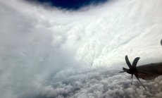 Ураганът "Мелиса" се насочва към Куба, след като удари Ямайка