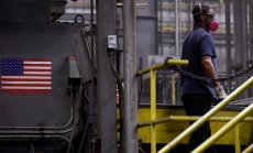 Тръмп обещава бум на производството, но компаниите са доста скептични