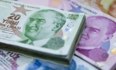 Турската лира остава под натиск преди заседанието на централната банка