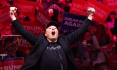 Мъск спъва електрическата революция, която започна