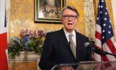 Стармър уволни британския посланик в САЩ заради имейли до Джефри Епстийн