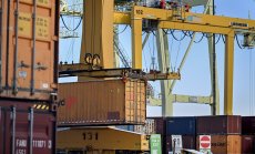 Хаосът в Червено море започва да се отразява на печалбата на компаниите